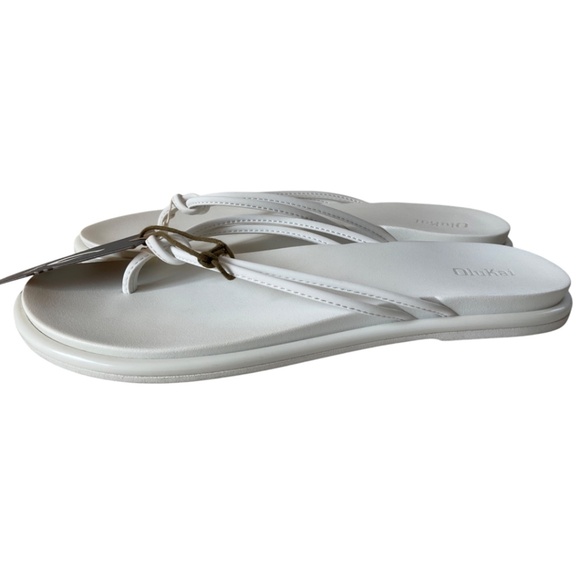 OluKai Women's 'Aka Beach Sandals white size 11 - Picture 5 of 8